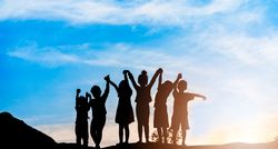 Elevii vor avea 5 vacanțe în anul școlar 2025-2026. Când se întorc în bănci după vacanța din octombrie Elevii vor avea 5 vacanțe în anul școlar 2025-2026. Când se întorc în bănci după vacanța din octombrie